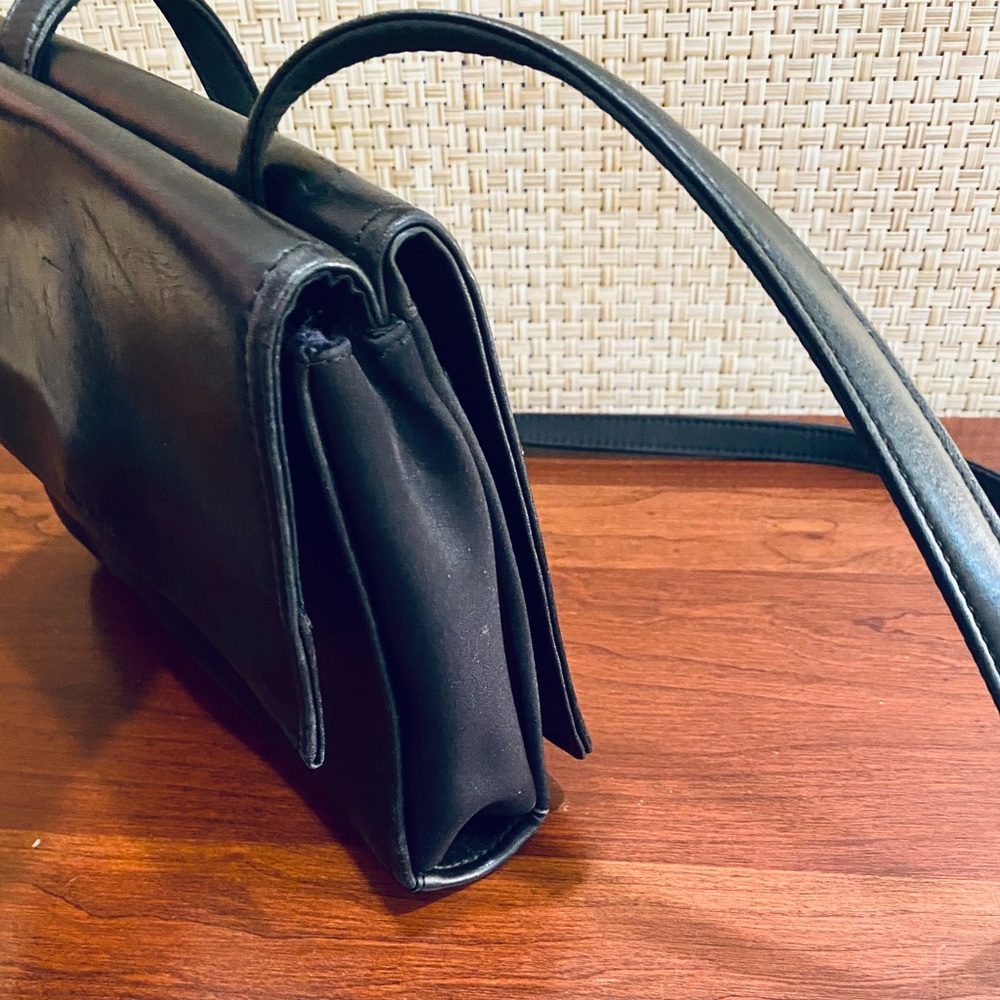 VTG 1990s Nine West Black Leather Shoulder Bag with Credit Card/ID Holders - Picture 8 of 14